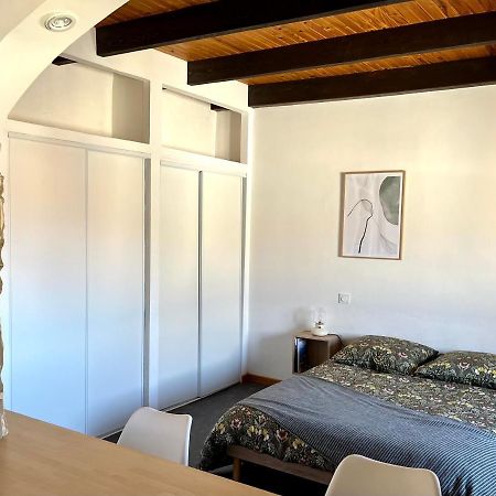 Studio De Charme Au Coeur De Valréas 외부 사진